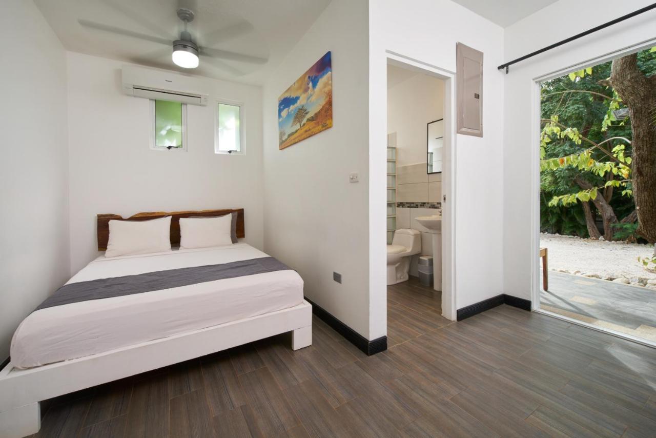 In The Shade Hotel - Coworking - 300Mbit - Adults Only 塔马林多 外观 照片