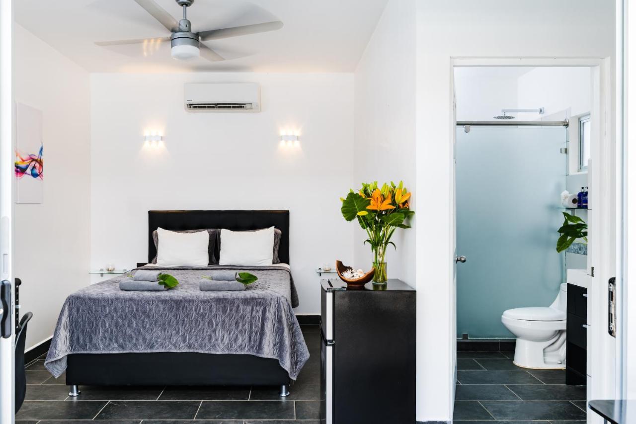 In The Shade Hotel - Coworking - 300Mbit - Adults Only 塔马林多 外观 照片